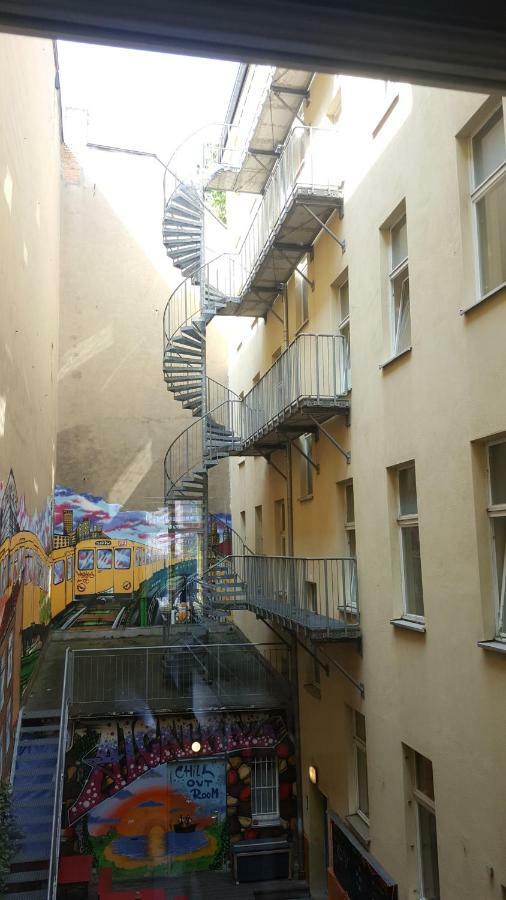 Flow Hostel *